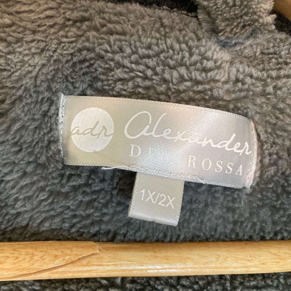 Alexander Del Rossa, Gray and Black Hooded Robe, NWOT, 1X/2X - Picture 2 of 2